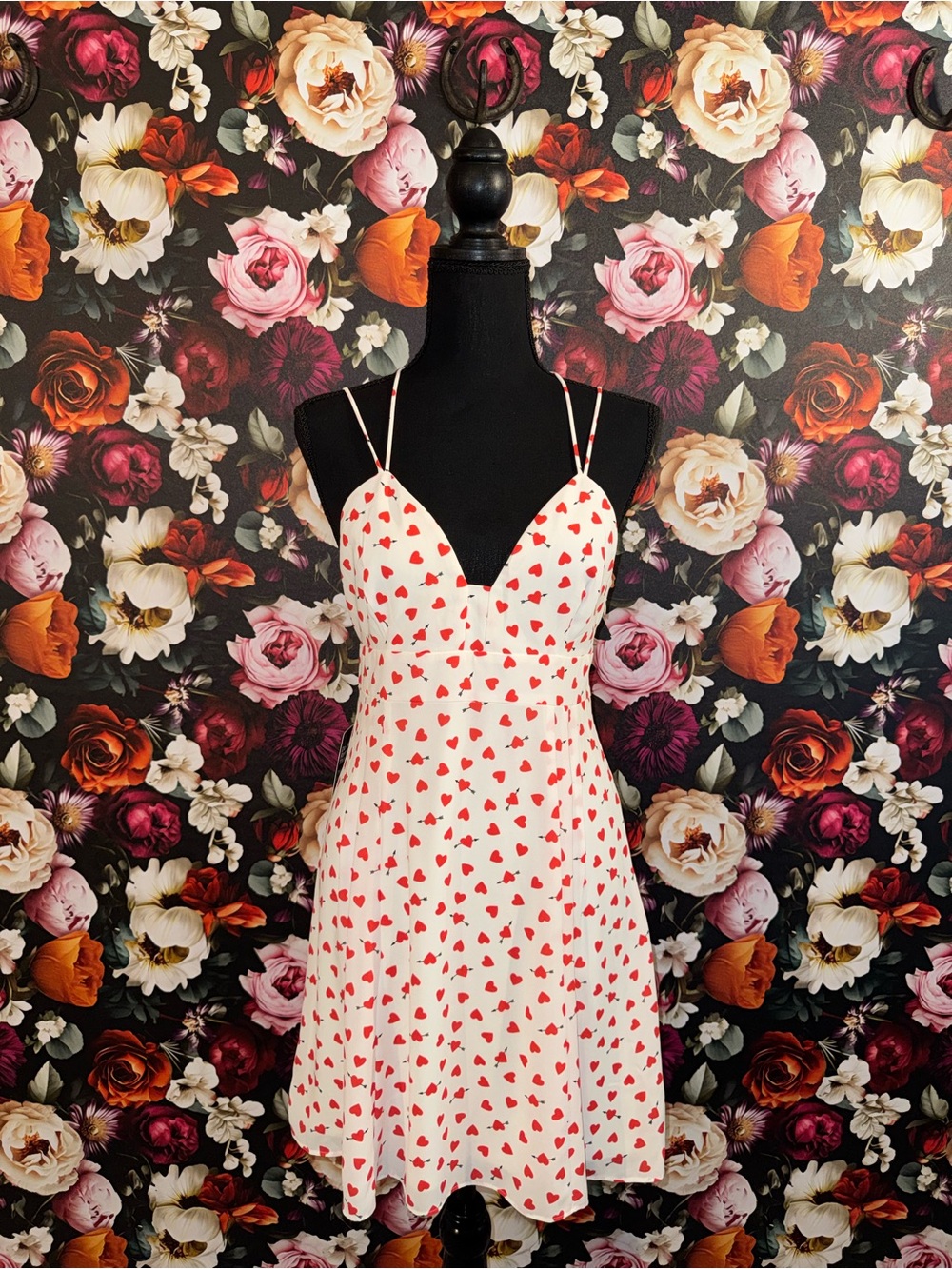 NWT - Express Flirty White Mini Dress with Red Heart Print, Size 6
